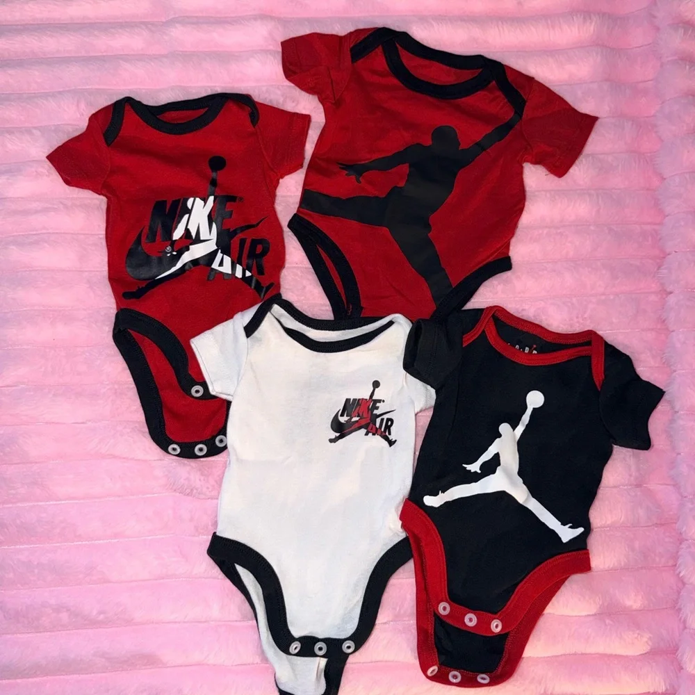 Nike Baby Bodysuits - Red, Black & White Sport Set - Picture 2 of 11
